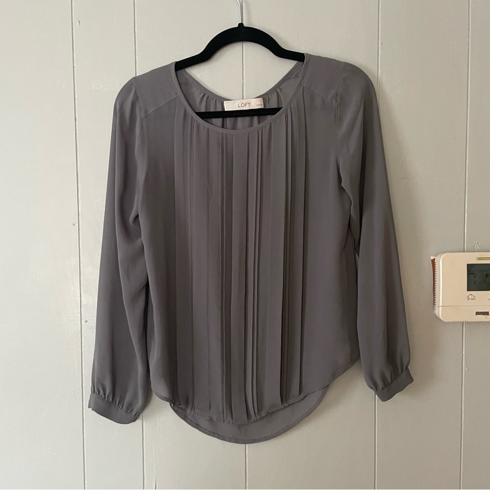 LOFT Charcoal Pleated Blouse